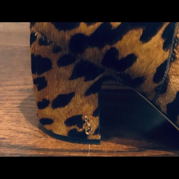 Sam Edelman, leopard ankle boots, size 7. - Picture 3 of 5
